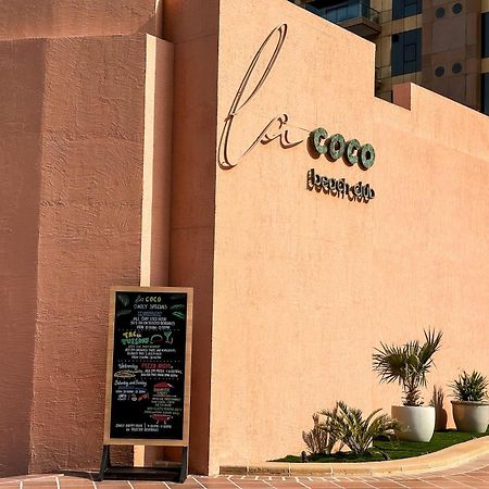 Modern Beachfront 1Br Apartment - Tiara Residence Dubai Eksteriør bilde